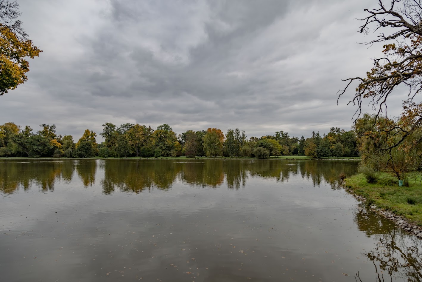 Замок Lednice Замок Lednice